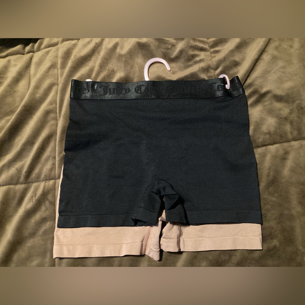 Juicy Couture brand, size medium, Black and Tan boy Shorts, NWOT